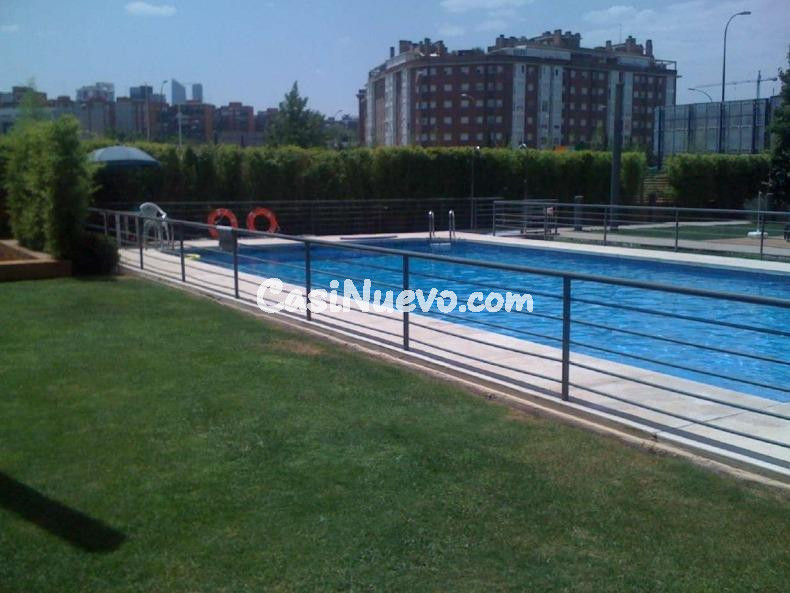 Amplio Piso Exterior en Sanchinarro con Excelentes Amenidade - foto 18