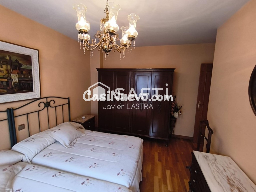 Piso en perfecto estado con cochera en la granja - foto 3