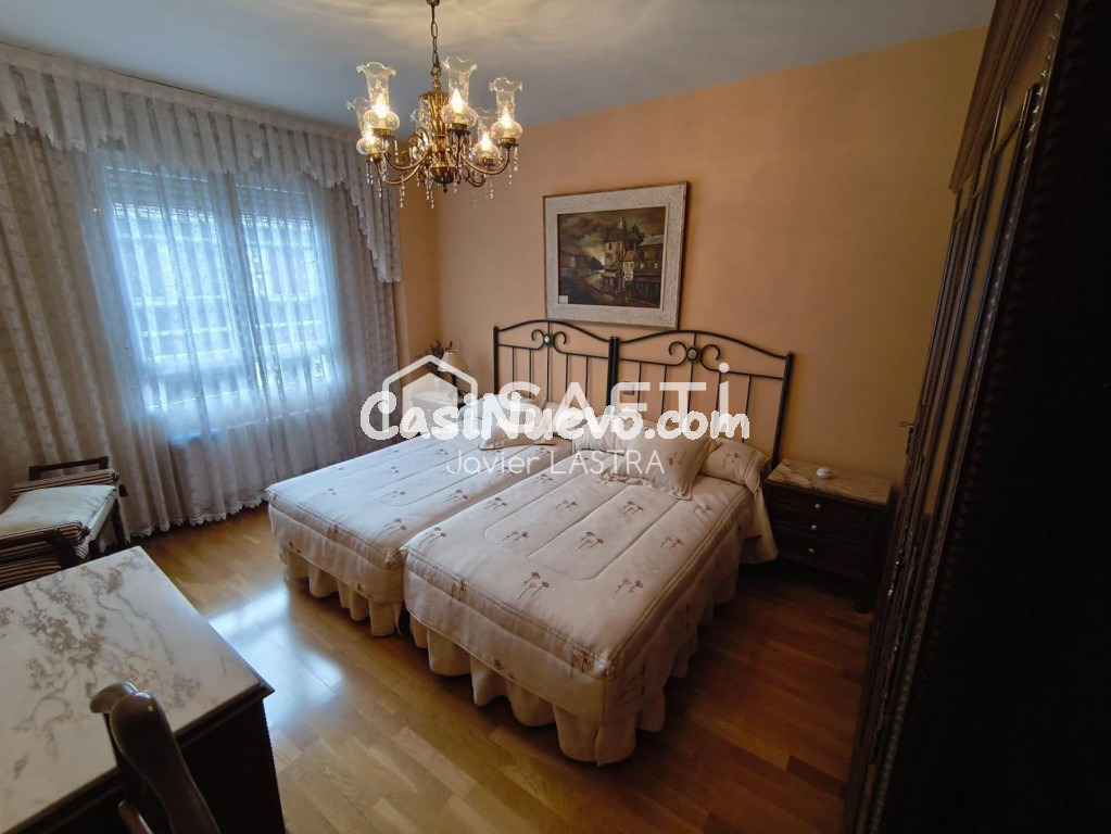 Piso en perfecto estado con cochera en la granja - foto 7