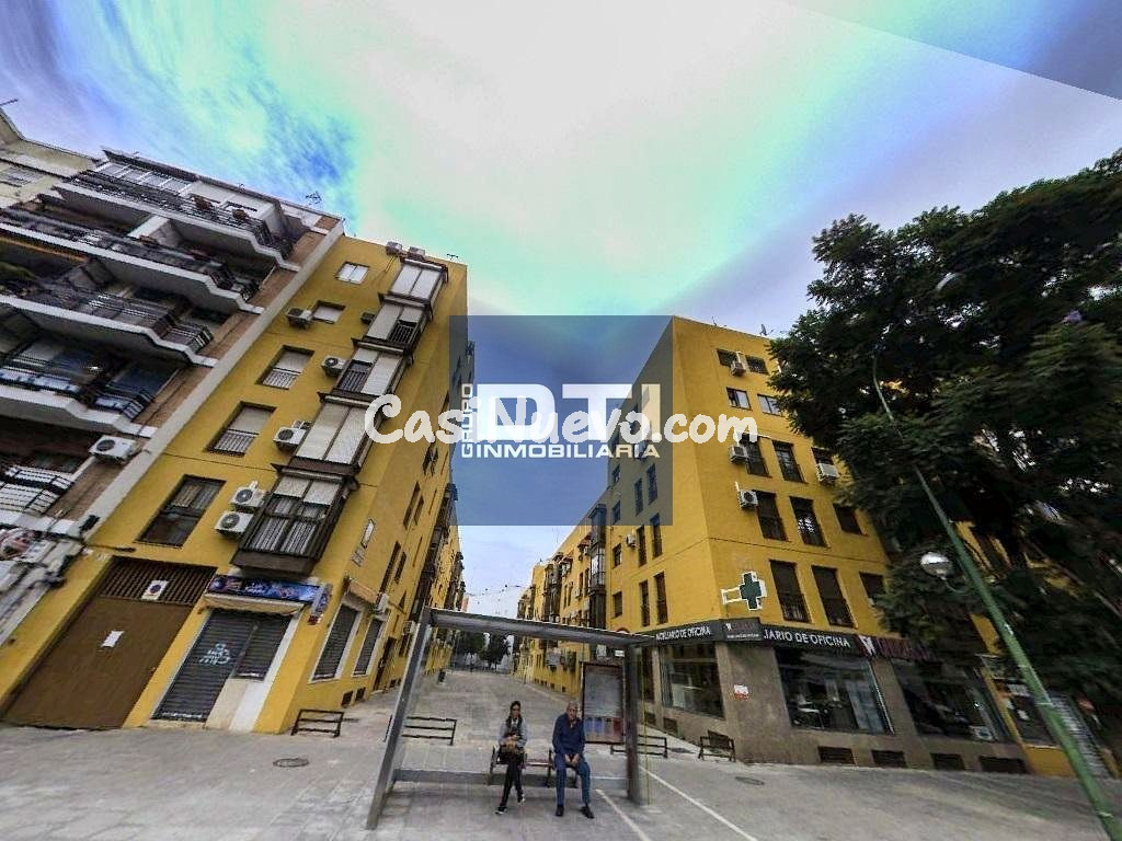 Piso en venta en c. virgen de la encarnación, 5-7, Sevilla.