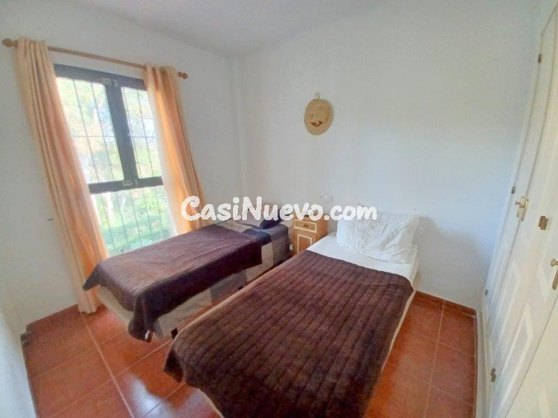 ESPECTACULAR ADOSADO EN ALQUILEREN CASARES COSTA - foto 9