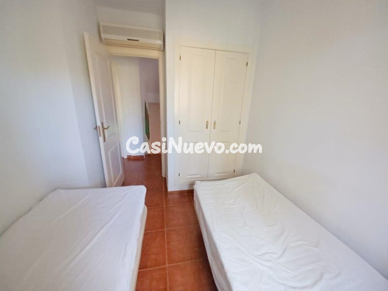 ESPECTACULAR ADOSADO EN ALQUILEREN CASARES COSTA - foto 19