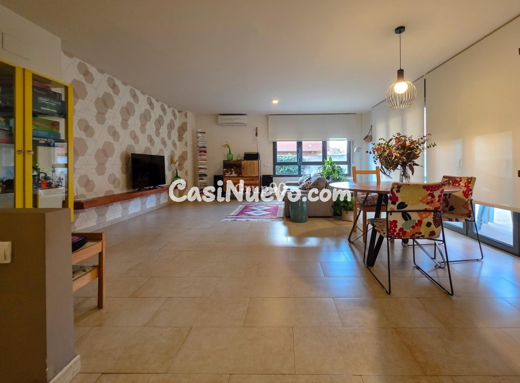 Espectacular Casa Pareada de 280 m2: Espacio, Diseño y Efici - foto 17