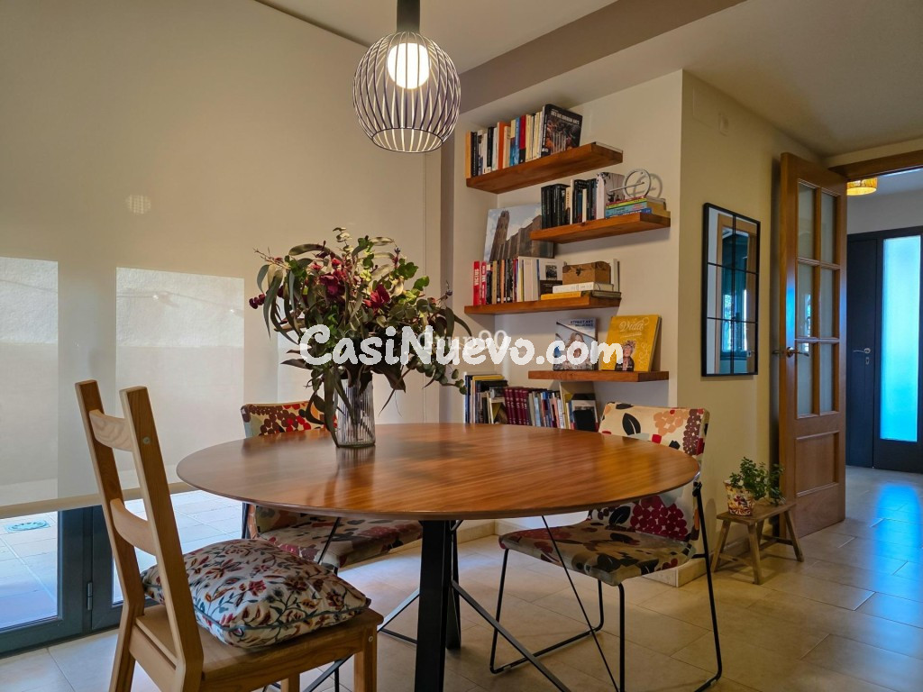 Espectacular Casa Pareada de 280 m2: Espacio, Diseño y Efici - foto 21