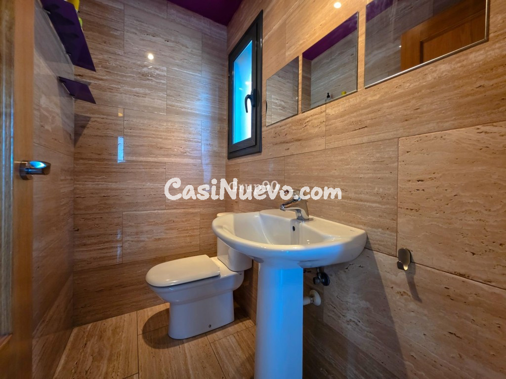 Espectacular Casa Pareada de 280 m2: Espacio, Diseño y Efici - foto 27