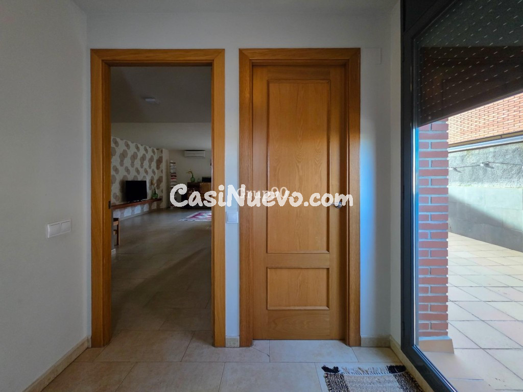 Espectacular Casa Pareada de 280 m2: Espacio, Diseño y Efici - foto 30