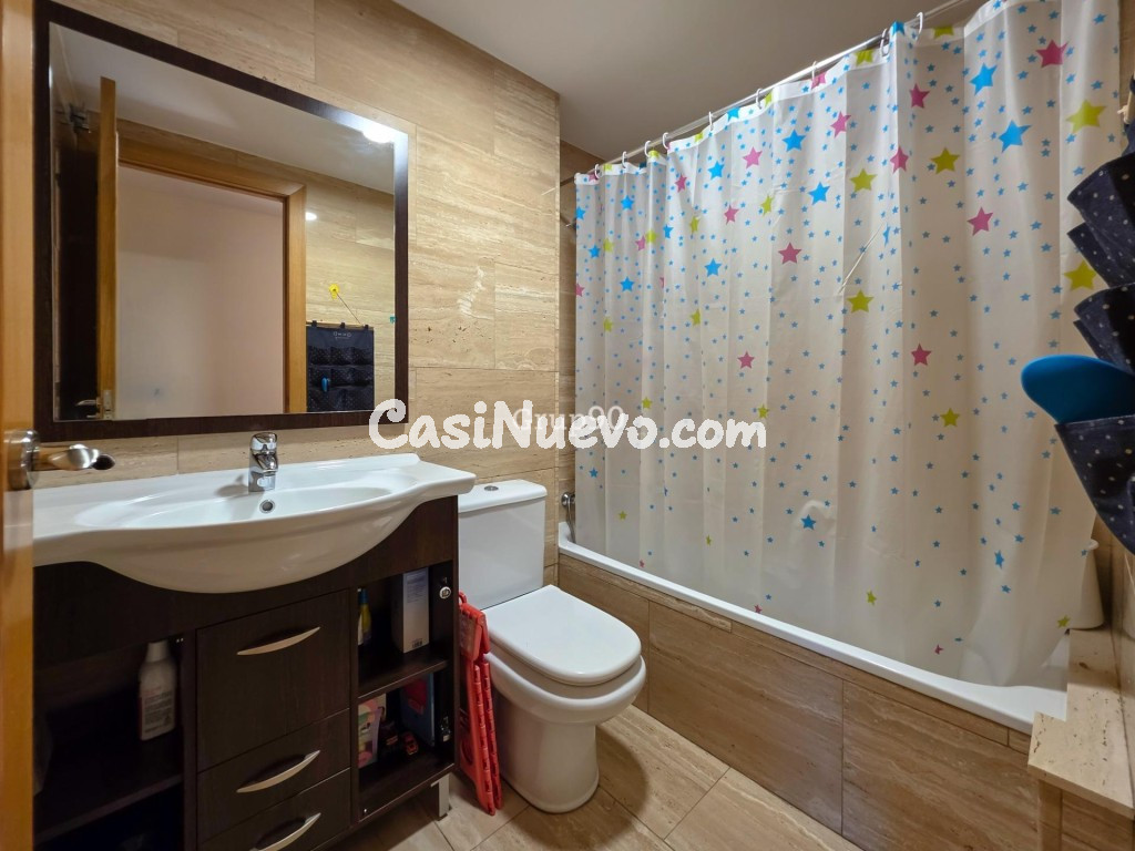 Espectacular Casa Pareada de 280 m2: Espacio, Diseño y Efici - foto 48