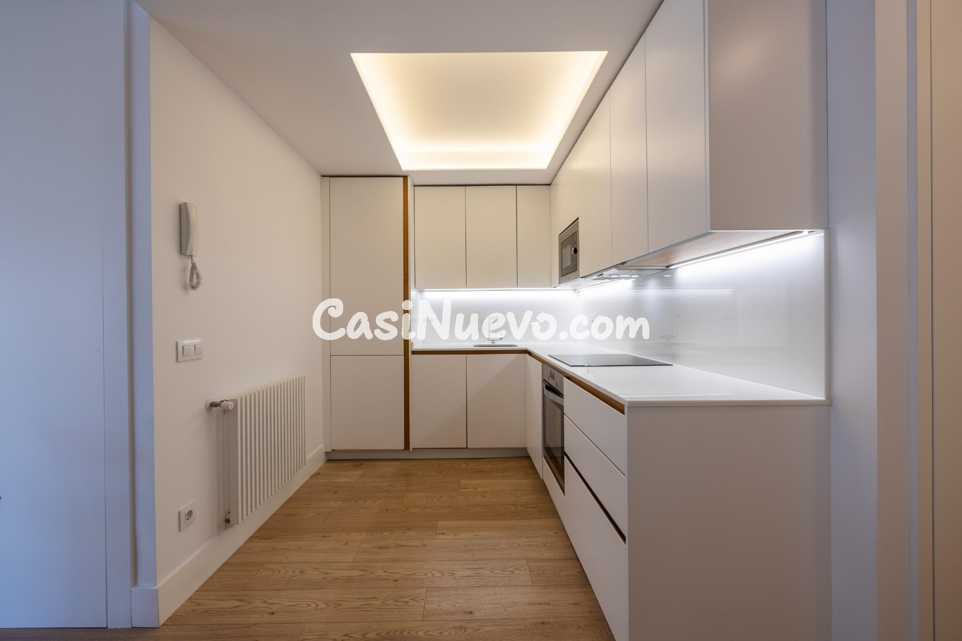 ESPECTACULAR PISO MODERNO CON AMPLIA TERRAZA, SOLARIUM CON V - foto 9