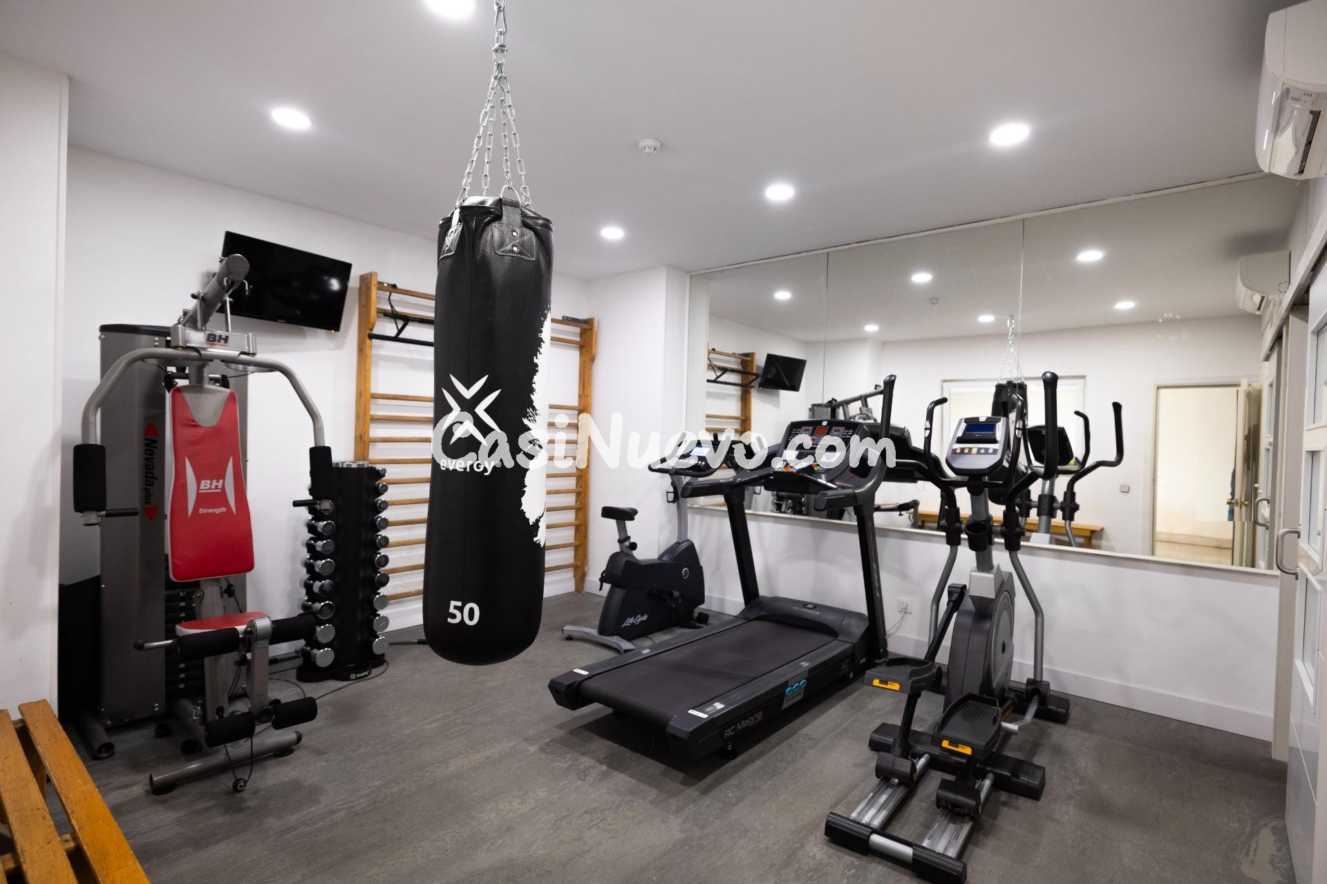 ESPECTACULAR PISO MODERNO CON AMPLIA TERRAZA, SOLARIUM CON V - foto 22