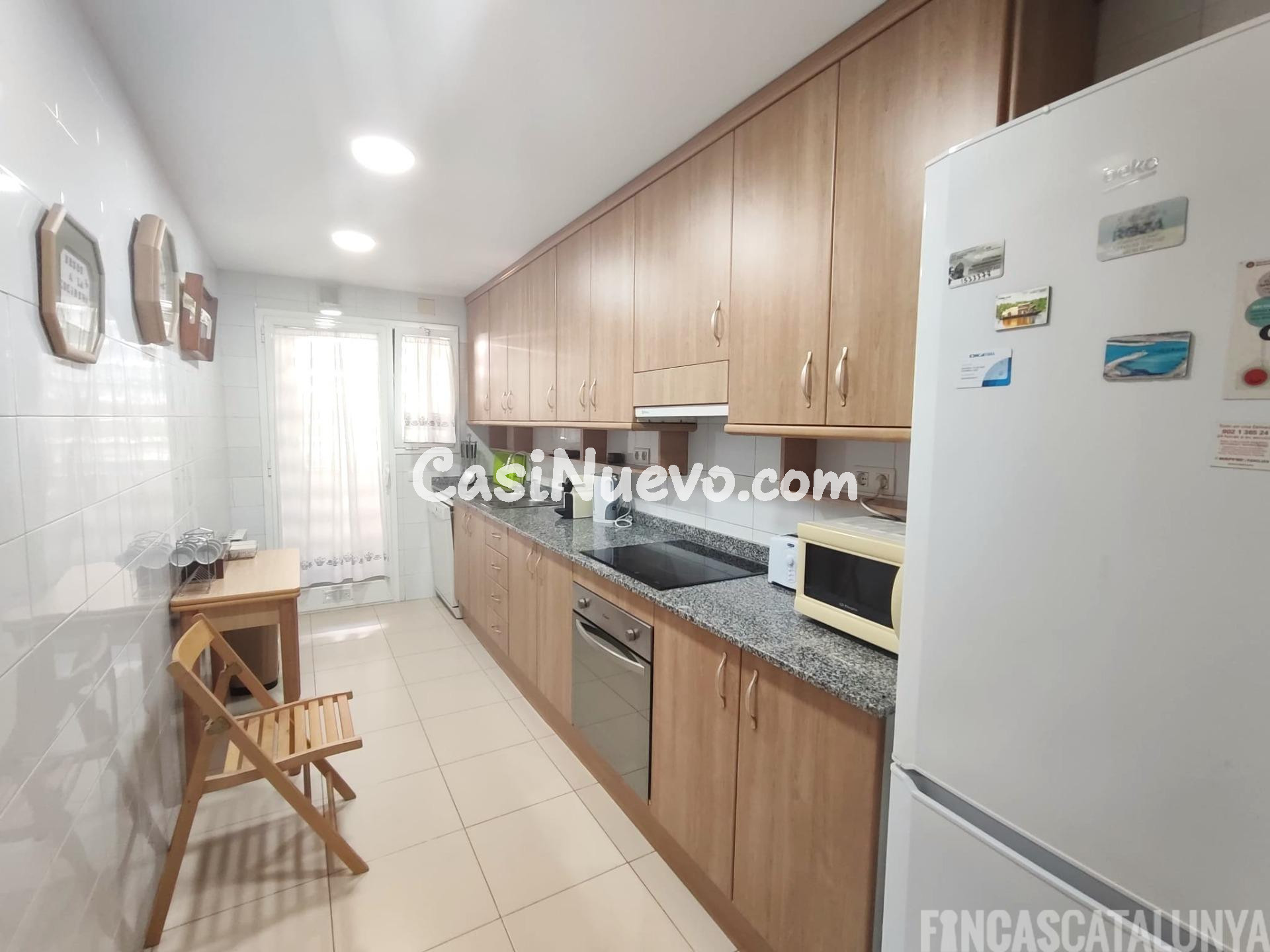 Luminoso piso con terraza y parking en Els Molins – Observat - foto 10