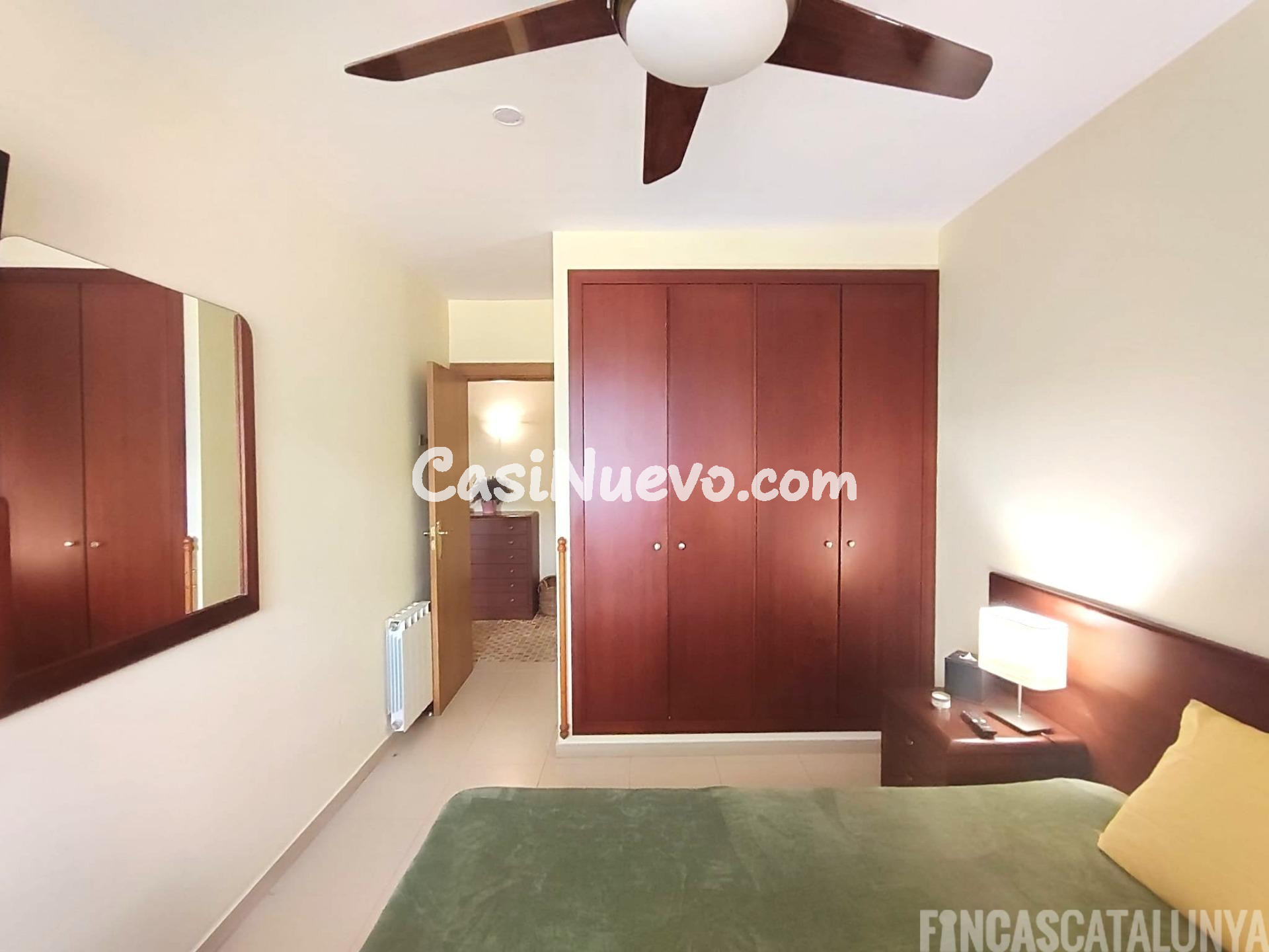 Luminoso piso con terraza y parking en Els Molins – Observat - foto 17