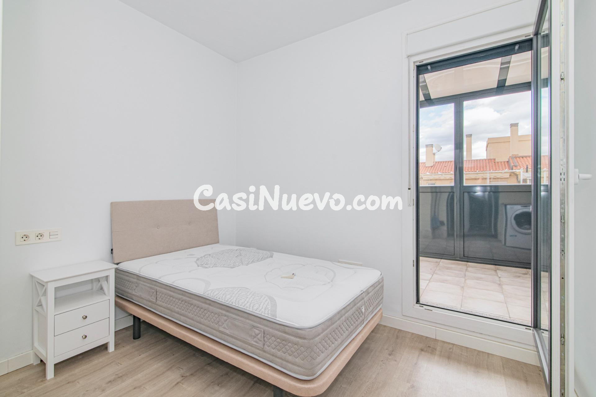 ALQUILER DE ESTE ESPECTACULAR ATICO EN BARRIO ALBAYDA!! - foto 21