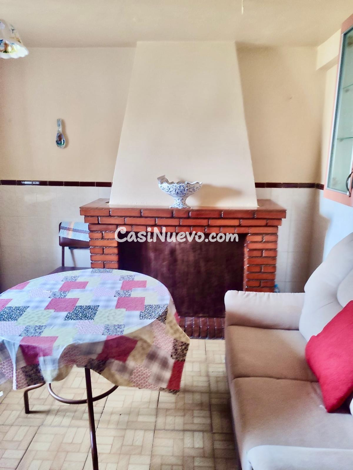 A. Casa muy bien conservada en la bonita aldea de Argallón - foto 9