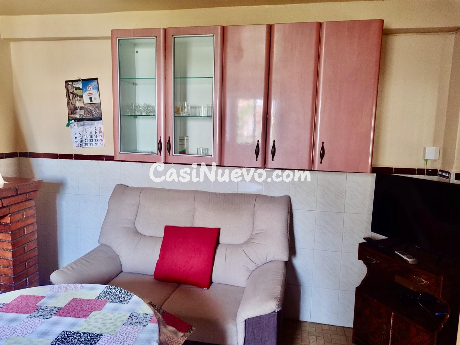 A. Casa muy bien conservada en la bonita aldea de Argallón - foto 10