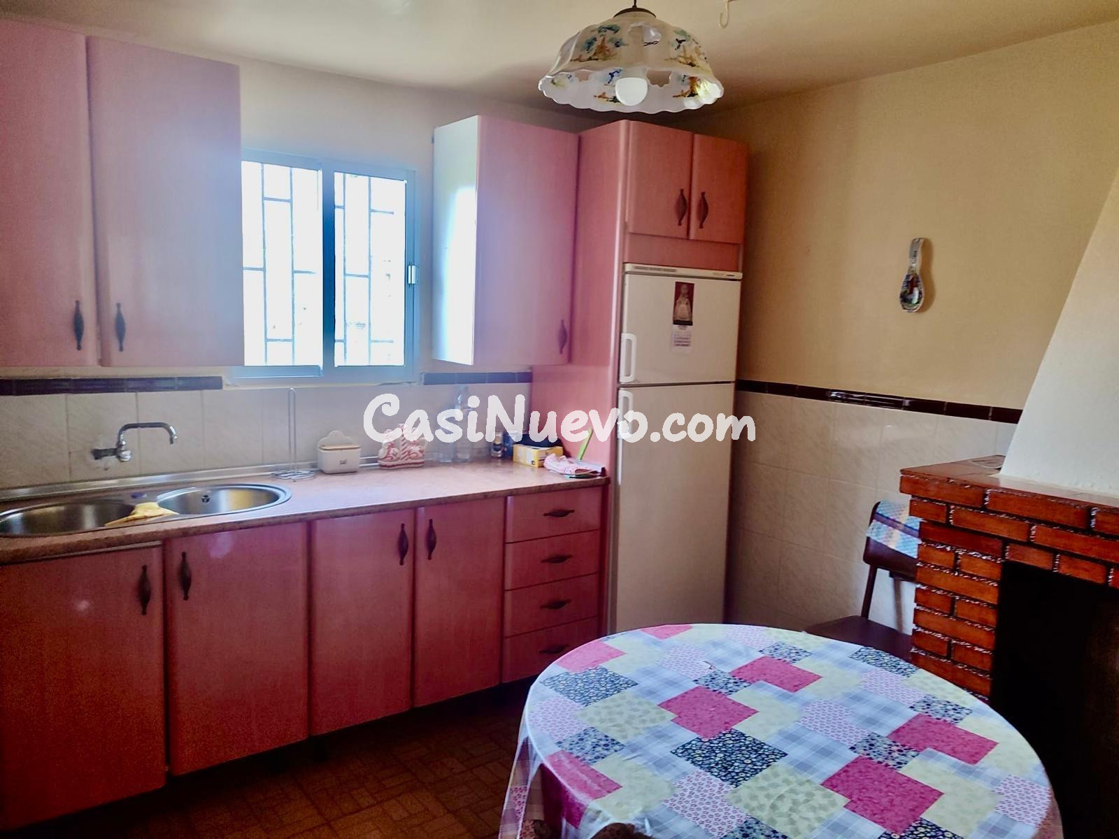 A. Casa muy bien conservada en la bonita aldea de Argallón - foto 13