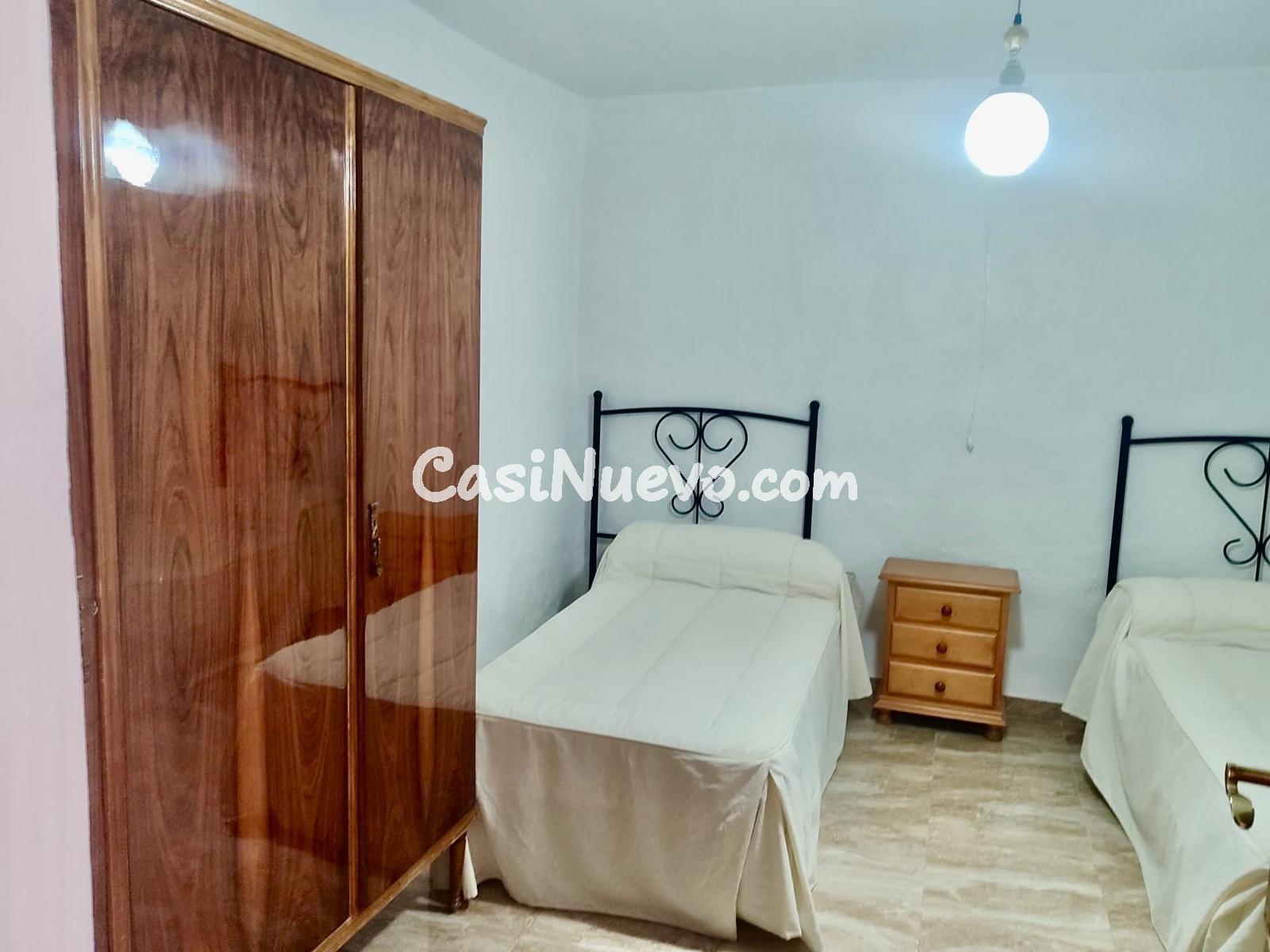 A. Casa muy bien conservada en la bonita aldea de Argallón - foto 19