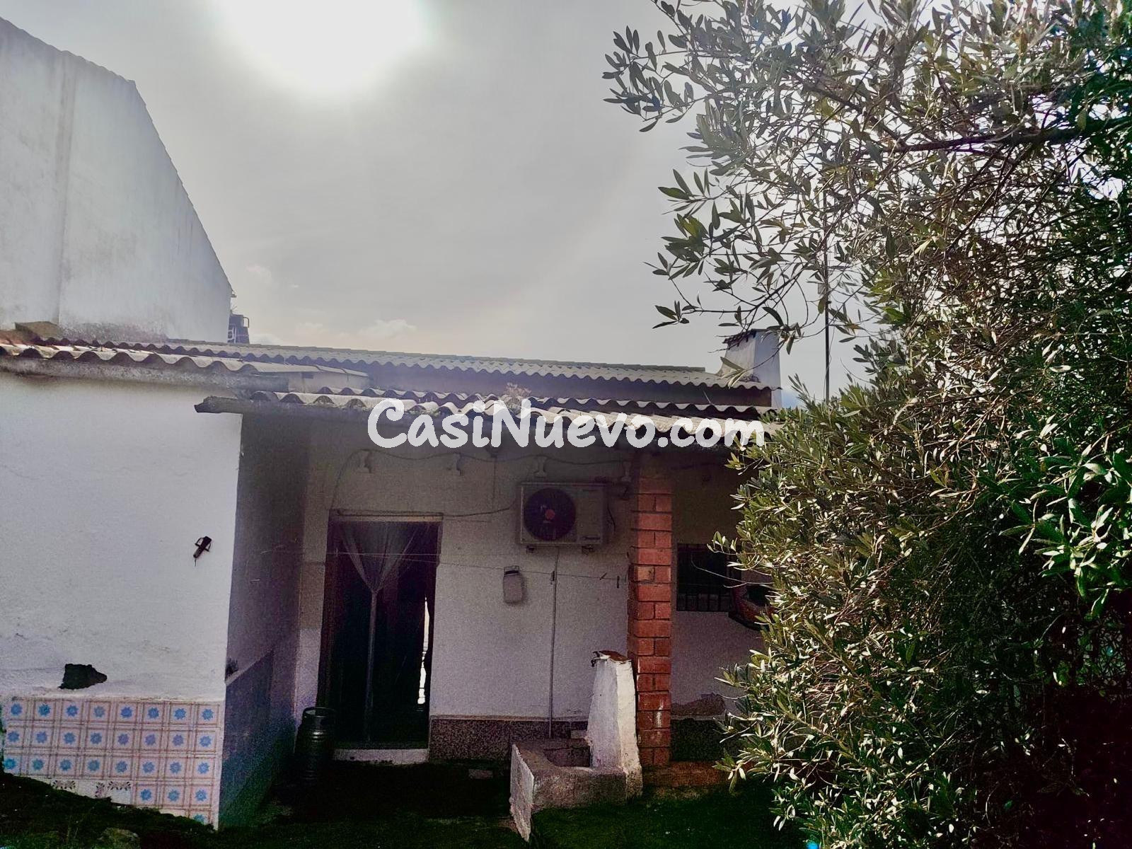 A. Casa muy bien conservada en la bonita aldea de Argallón - foto 29