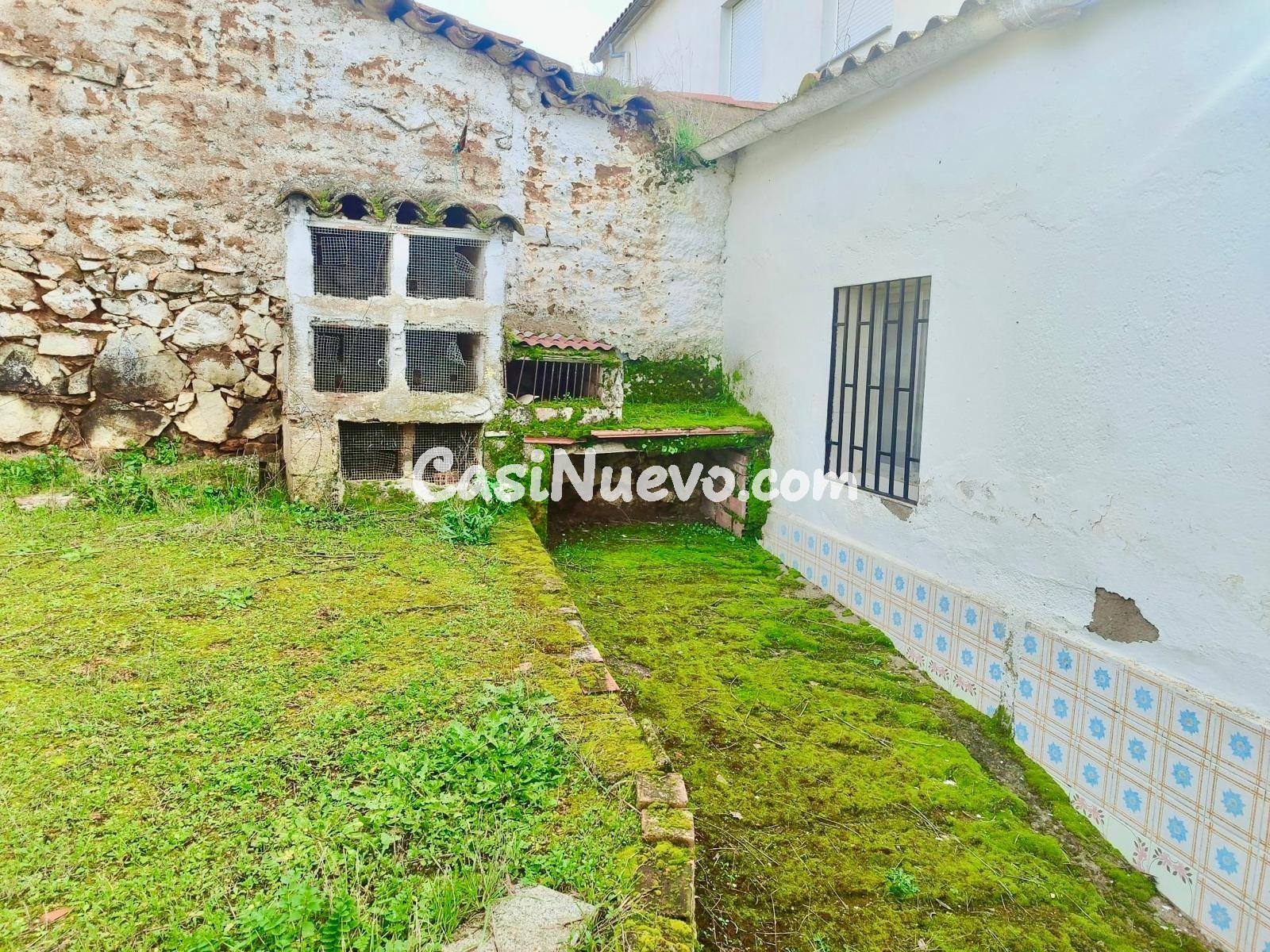 A. Casa muy bien conservada en la bonita aldea de Argallón - foto 36