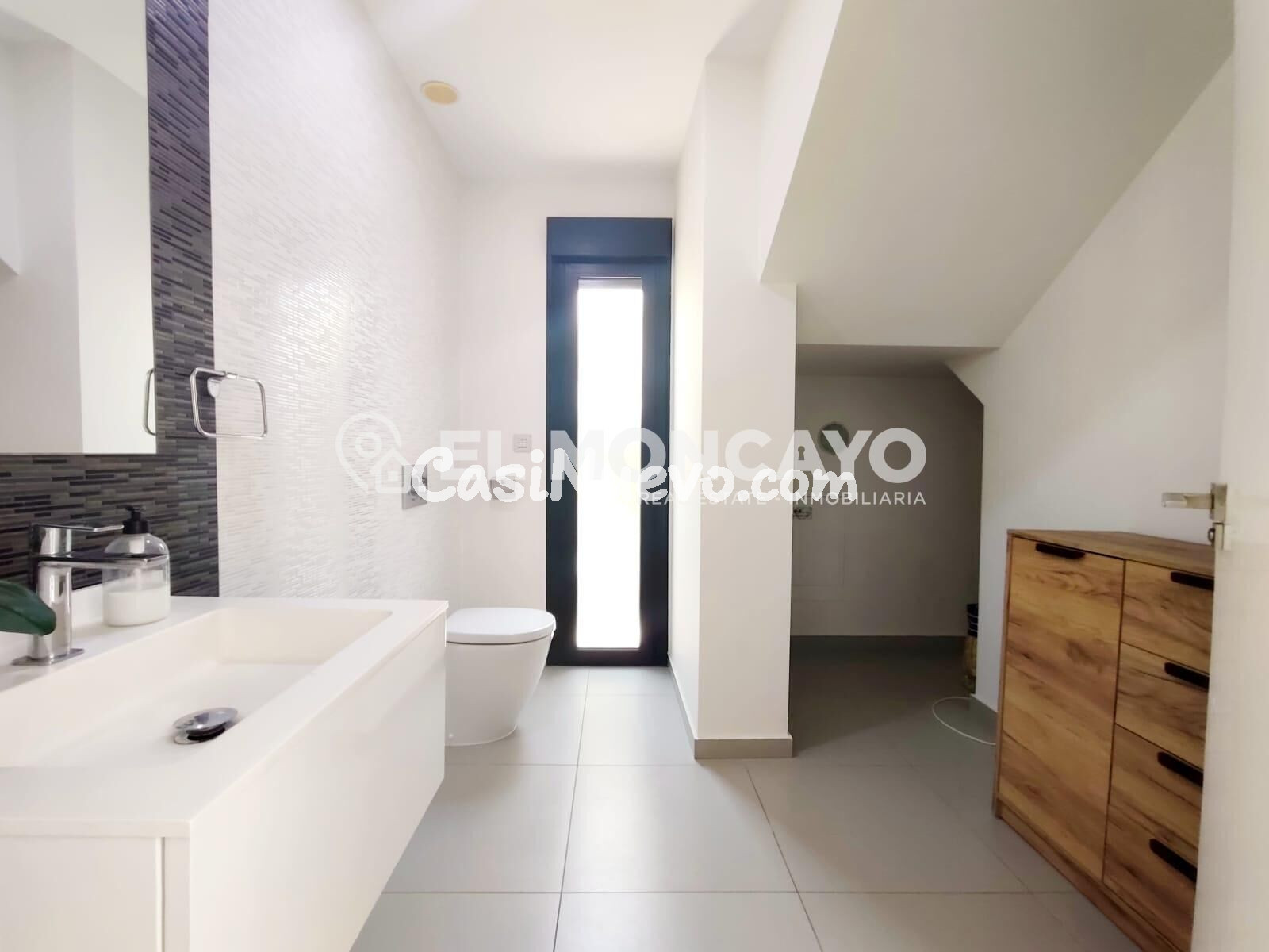 Fantástico chalet independiente con piscina y jardín en Ciud - foto 21