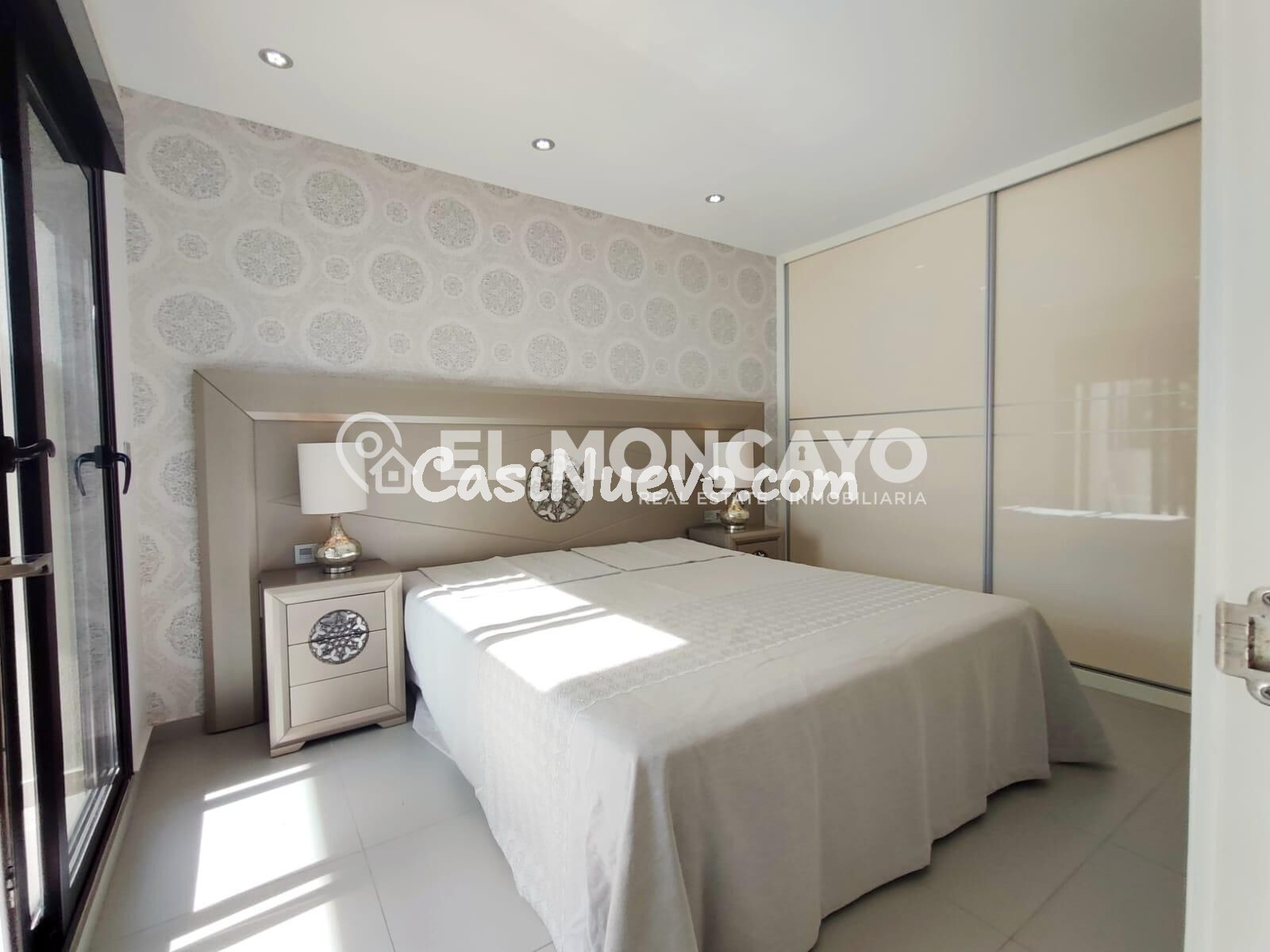 Fantástico chalet independiente con piscina y jardín en Ciud - foto 26