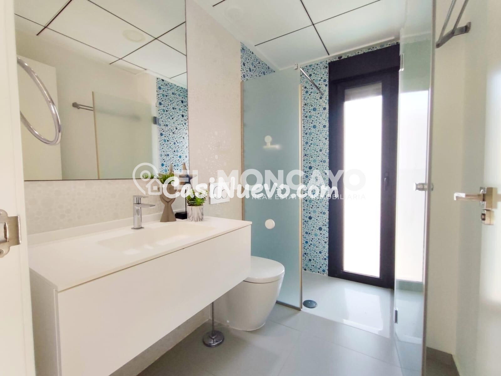 Fantástico chalet independiente con piscina y jardín en Ciud - foto 27