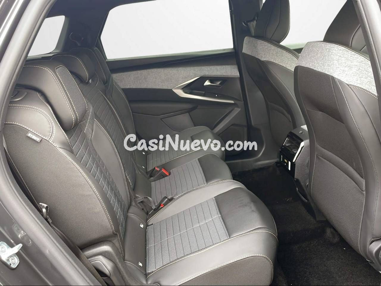 Peugeot 5008 1.2 100KW  eDCS6 Allure - foto 13