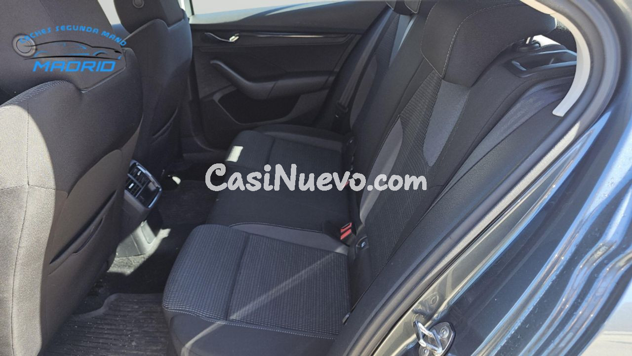 Skoda Octavia Ambition - foto 9