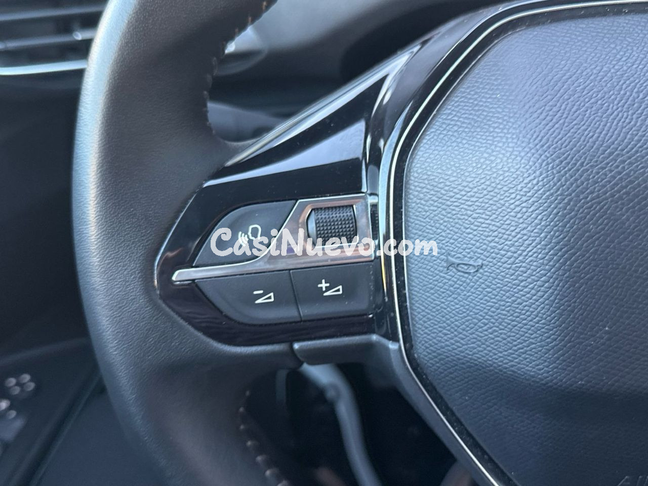 Peugeot 5008 PureTech 130 S&S Allure 96 kW (130 CV) - foto 20