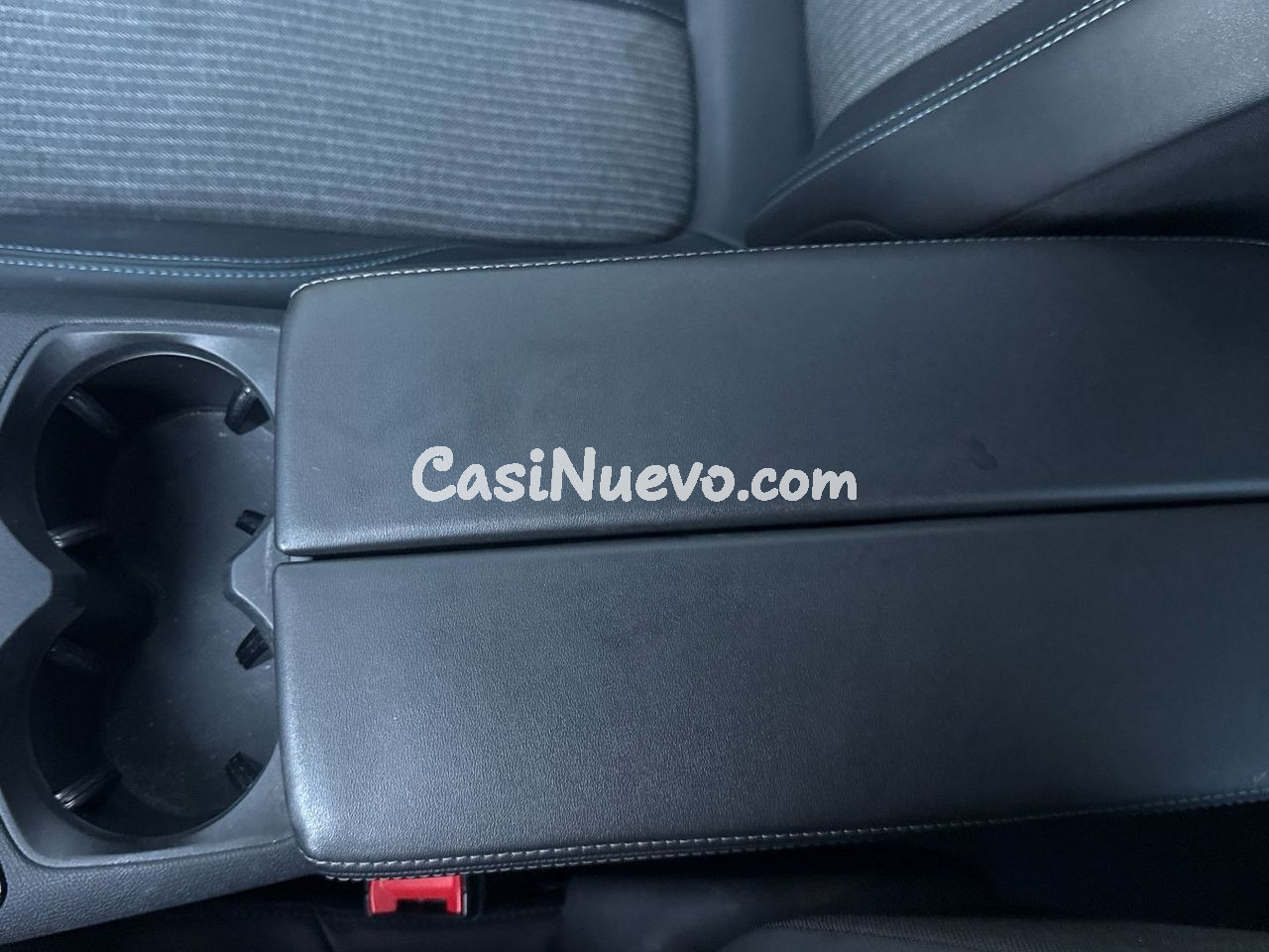 Peugeot 5008 PureTech 130 S&S Allure 96 kW (130 CV) - foto 31