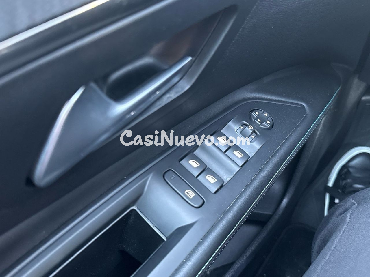 Peugeot 5008 PureTech 130 S&S Allure 96 kW (130 CV) - foto 34