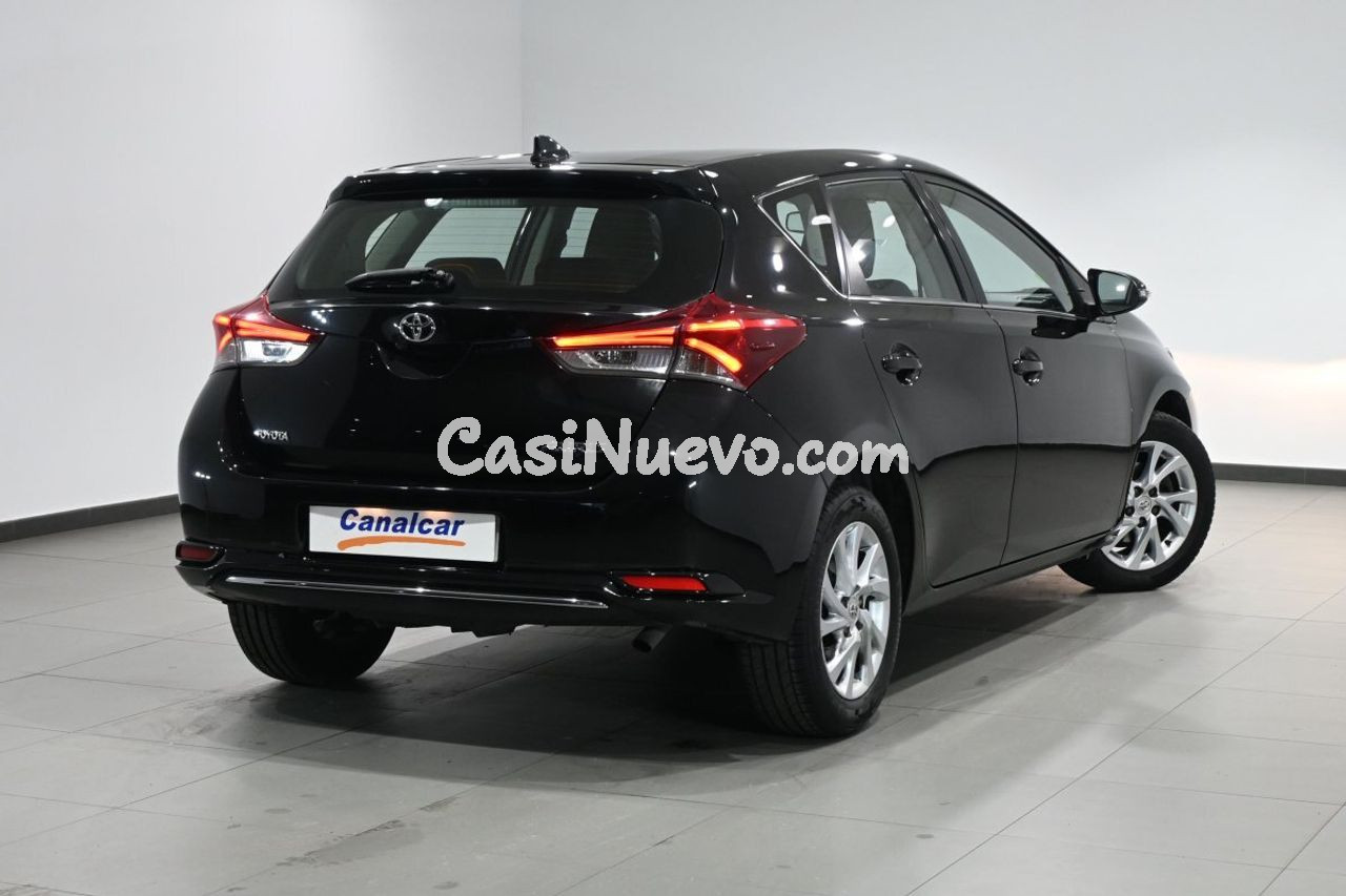 Toyota Auris 90D Active - foto 4