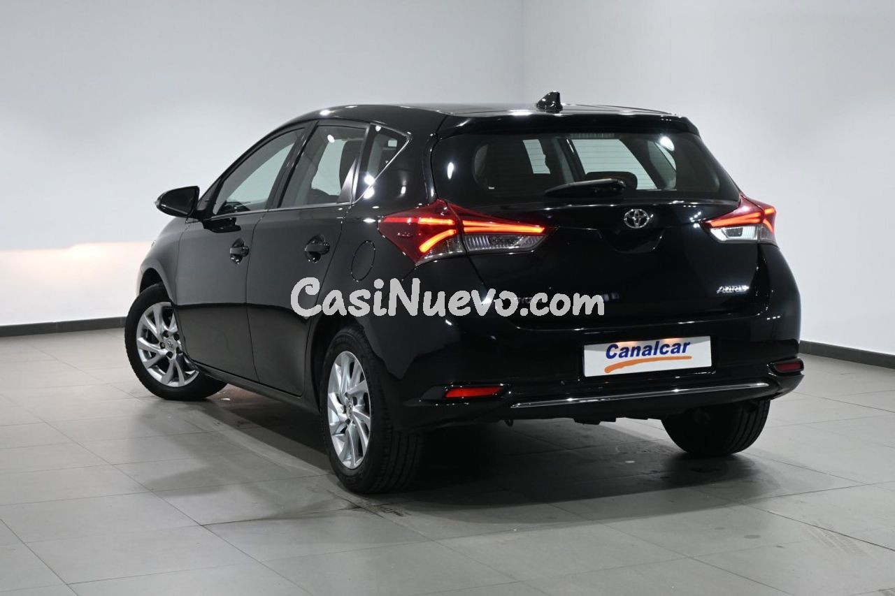 Toyota Auris 90D Active - foto 6