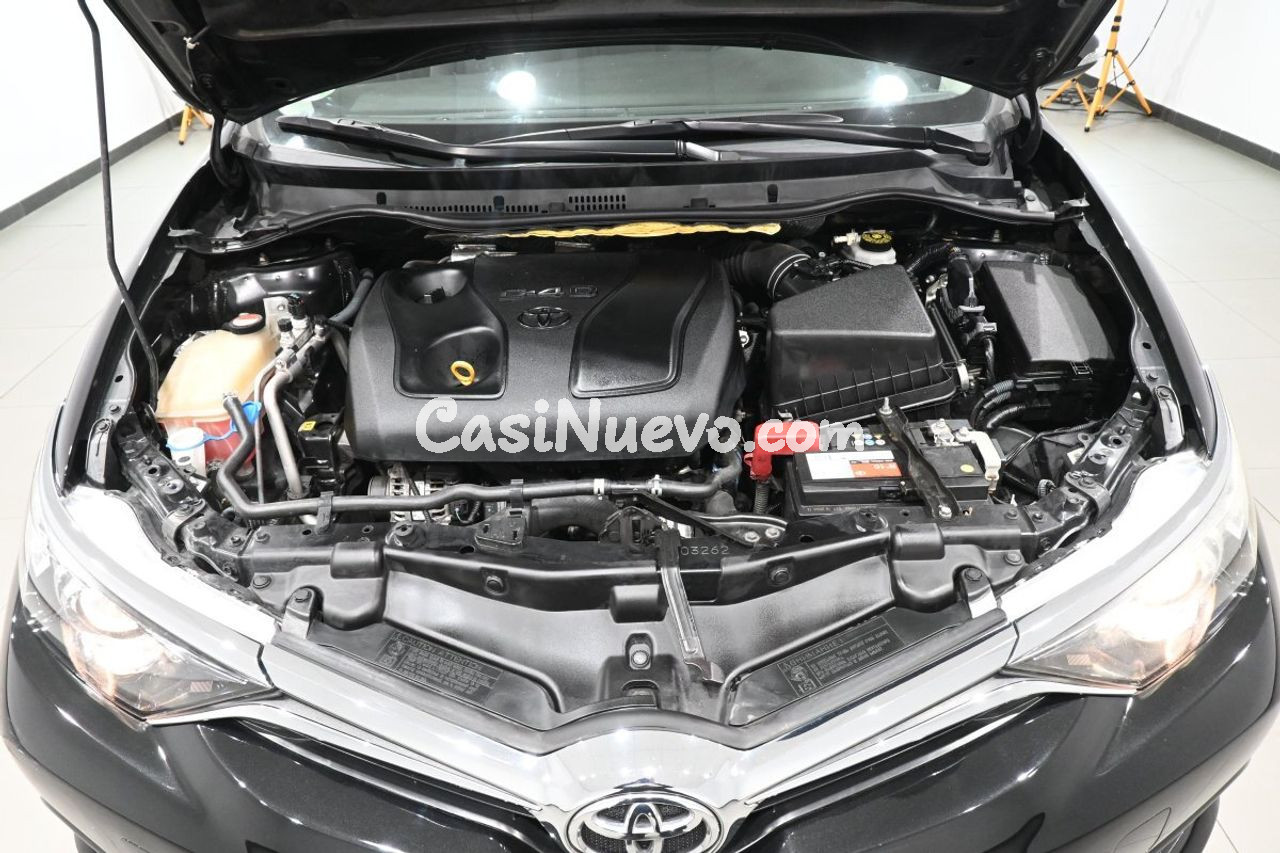 Toyota Auris 90D Active - foto 7