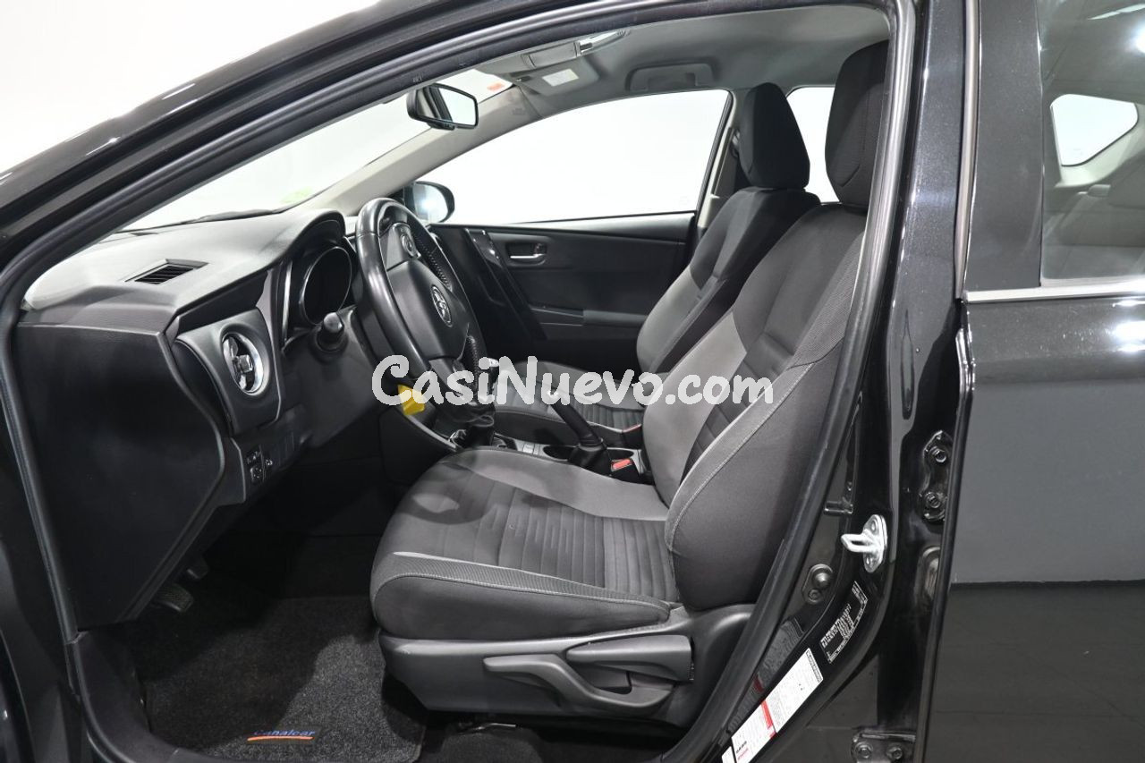 Toyota Auris 90D Active - foto 10