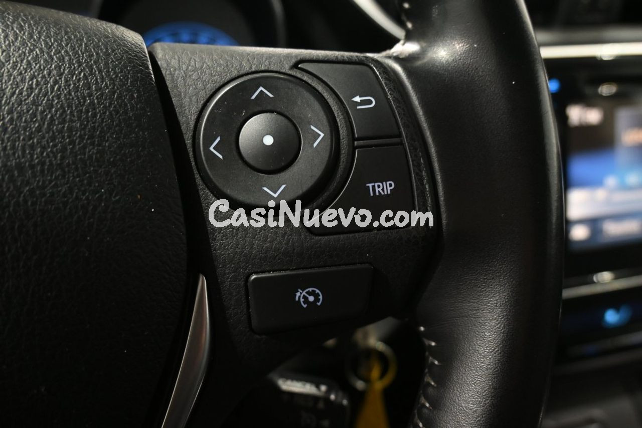 Toyota Auris 90D Active - foto 22