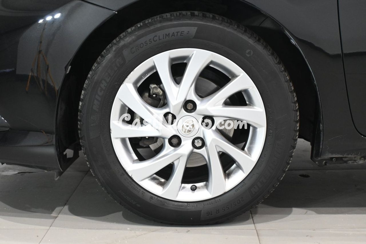 Toyota Auris 90D Active - foto 29