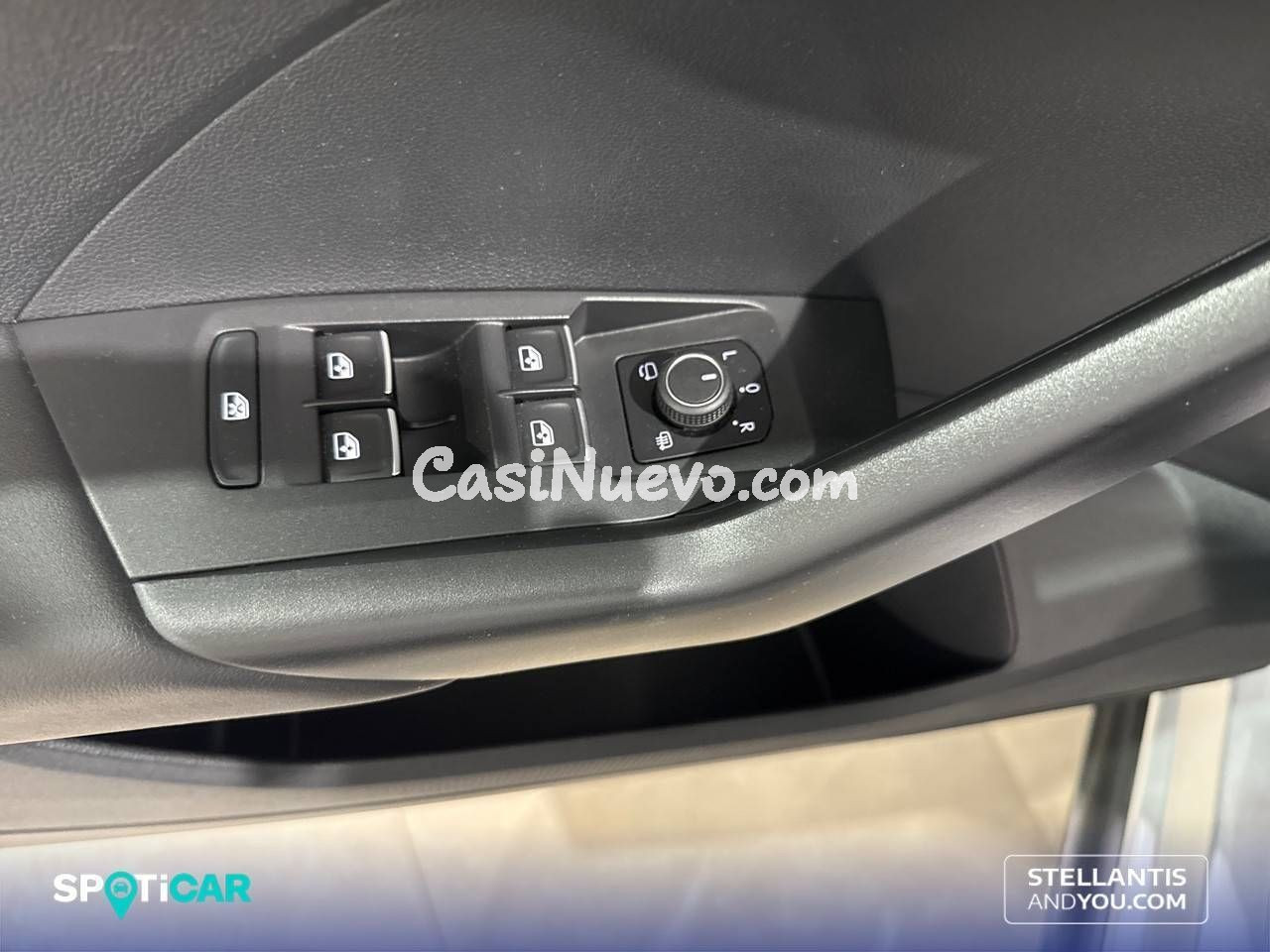 Volkswagen T-Cross 1.0 TSI 81kW (110CV) DSG Sport - foto 12