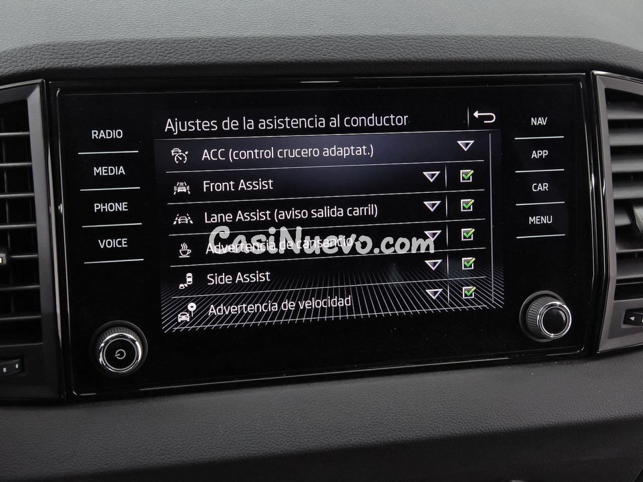 Skoda Karoq 1.5 TSI 110kW (150CV) DSG ACT Sportline - foto 25