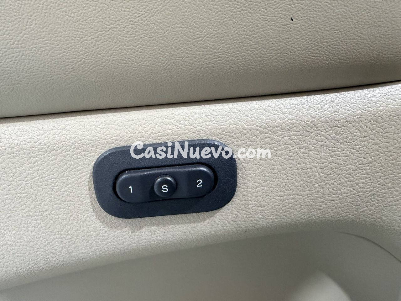 Jeep Grand Cherokee Limited - foto 28