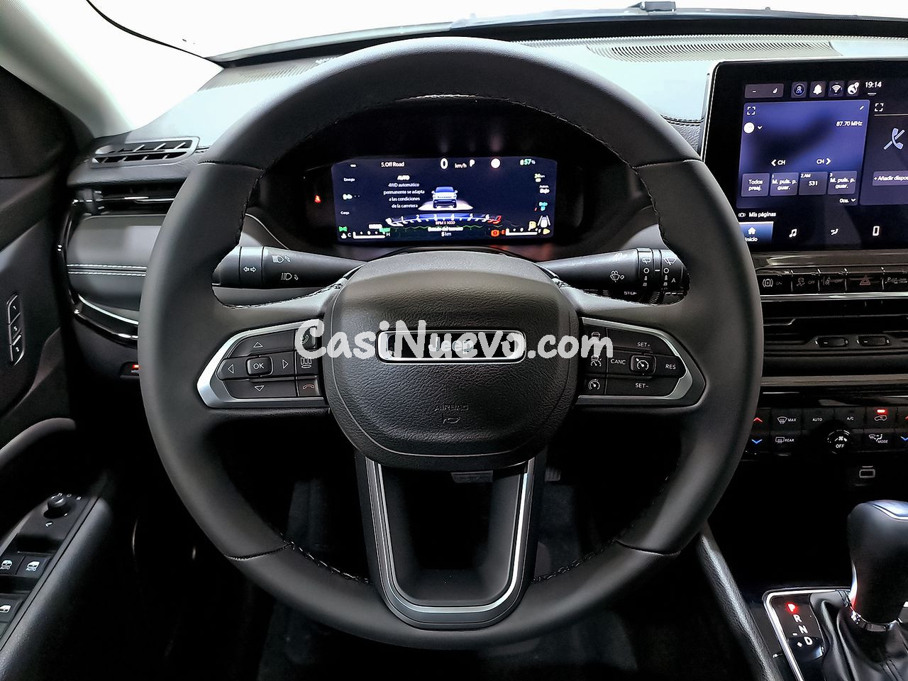 Jeep Compass 4Xe 1.3 PHEV 177kW Summit AT AWD - foto 22