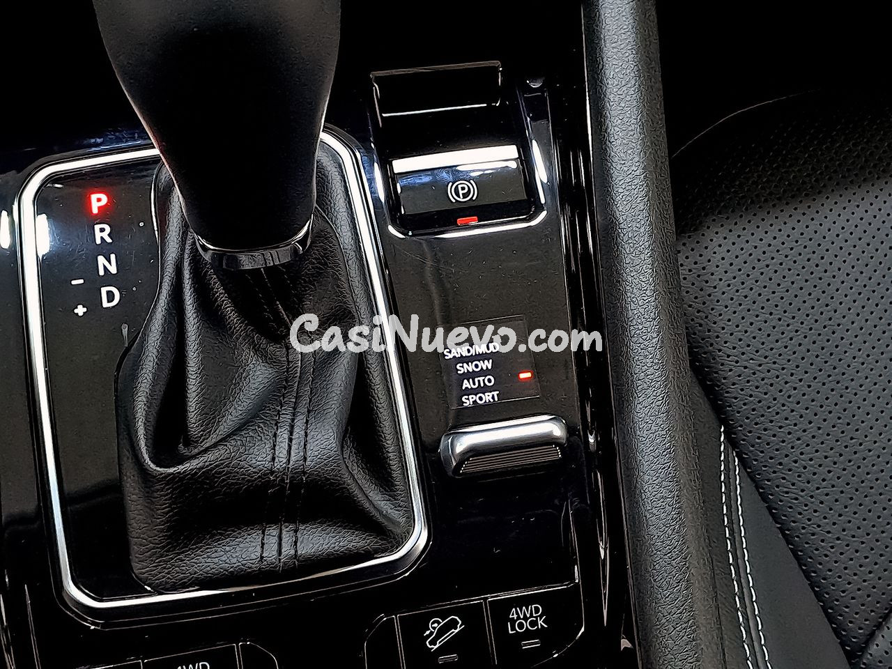 Jeep Compass 4Xe 1.3 PHEV 177kW Summit AT AWD - foto 37