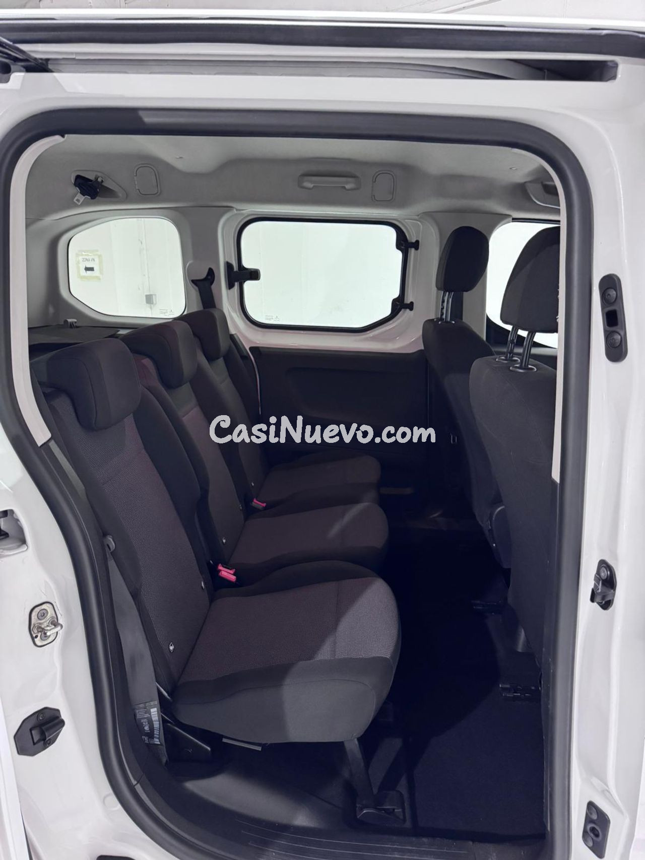 Peugeot Rifter Active Standard BlueHDi 73kW - foto 8