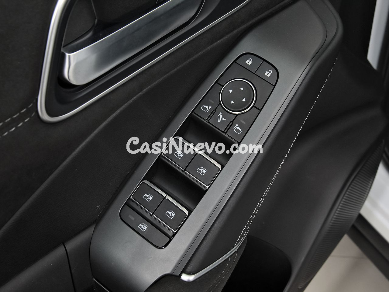 Nissan Qashqai DIG-T 103kW (140CV) mHEV 4x2 N-Design - foto 12