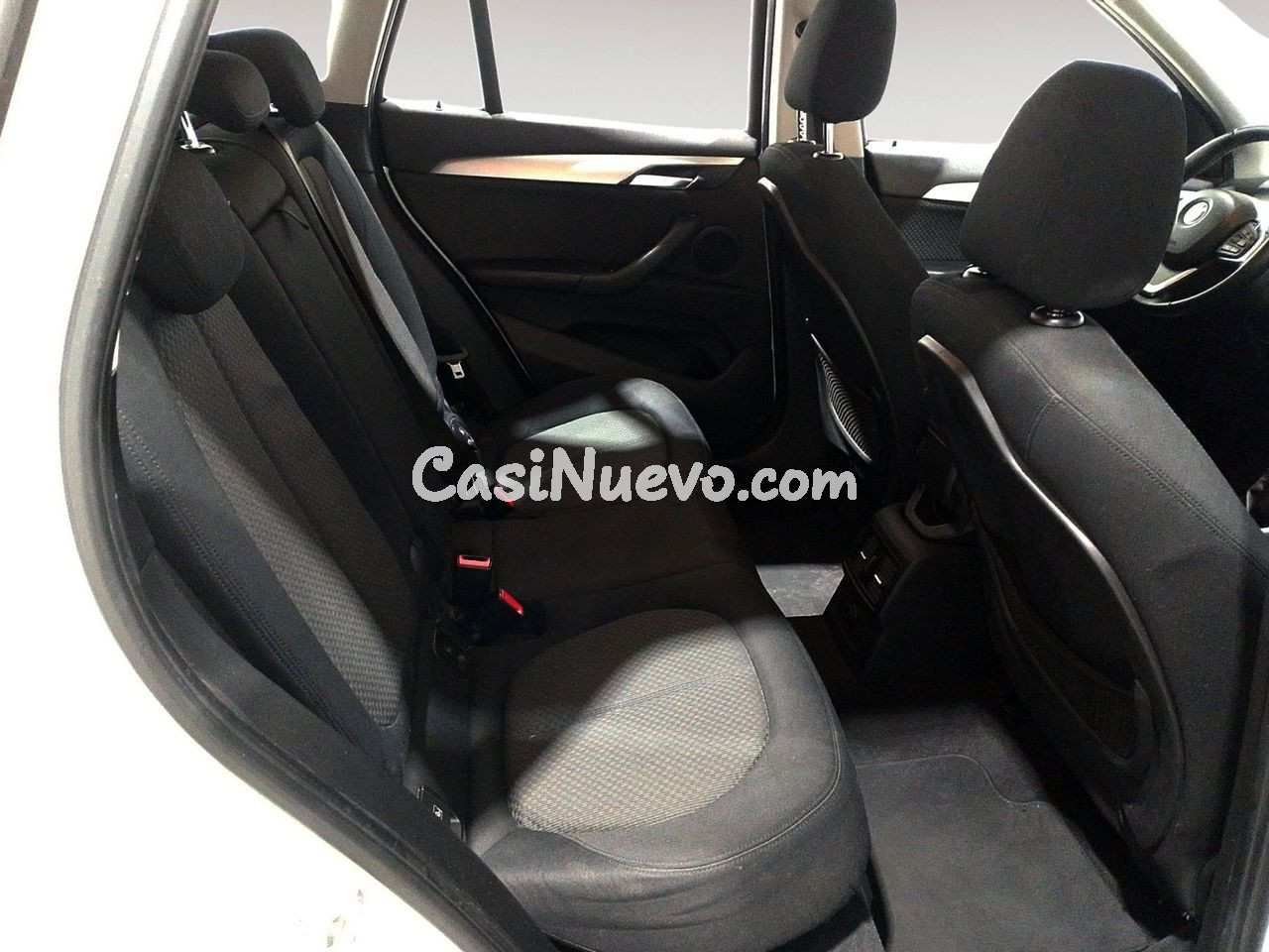 BMW X1 sDrive 18d Advantage - foto 10