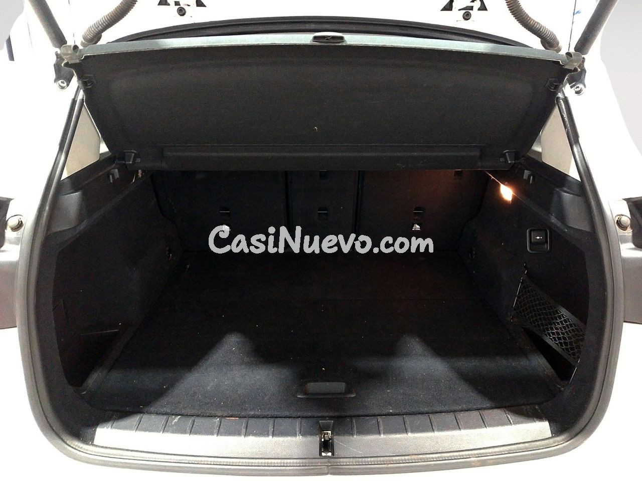 BMW X1 sDrive 18d Advantage - foto 12