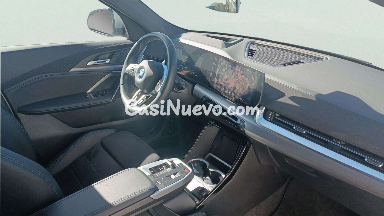 BMW iX2 eDrive20 150 kW (204 CV) - foto 8