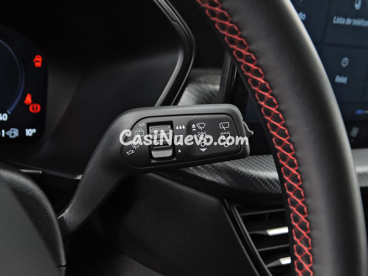 Ford Kuga ST-Line 1.5T EcoBoost 110kW (150CV) - foto 17