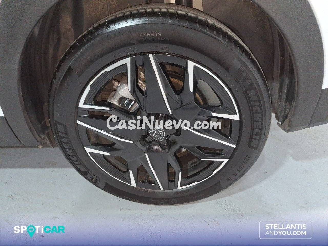 Peugeot 5008 1.2 100KW  eDCS6 Allure - foto 11