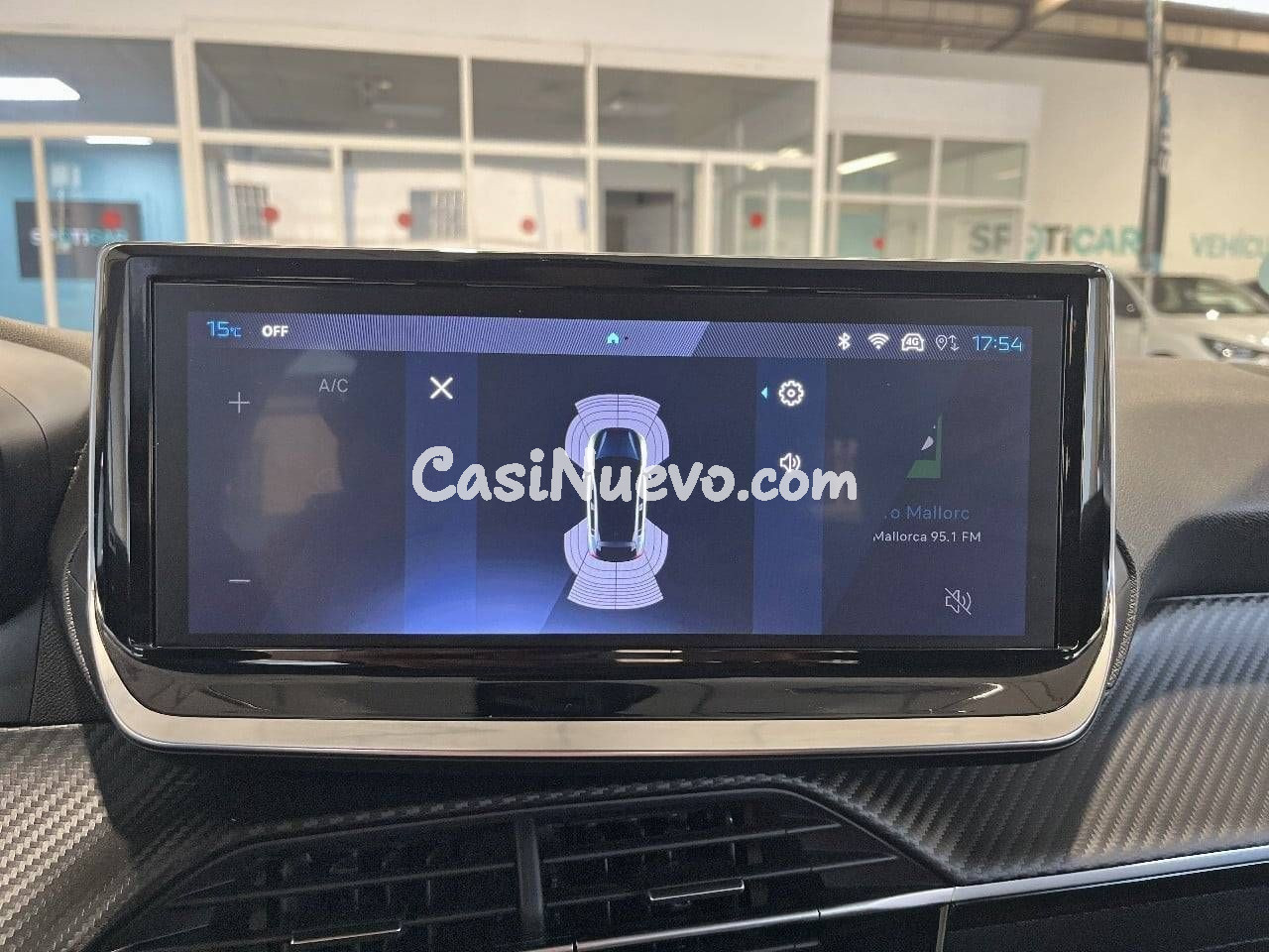 Peugeot 208 Gasolina 100 S&S 6 Vel. MAN Allure - foto 24