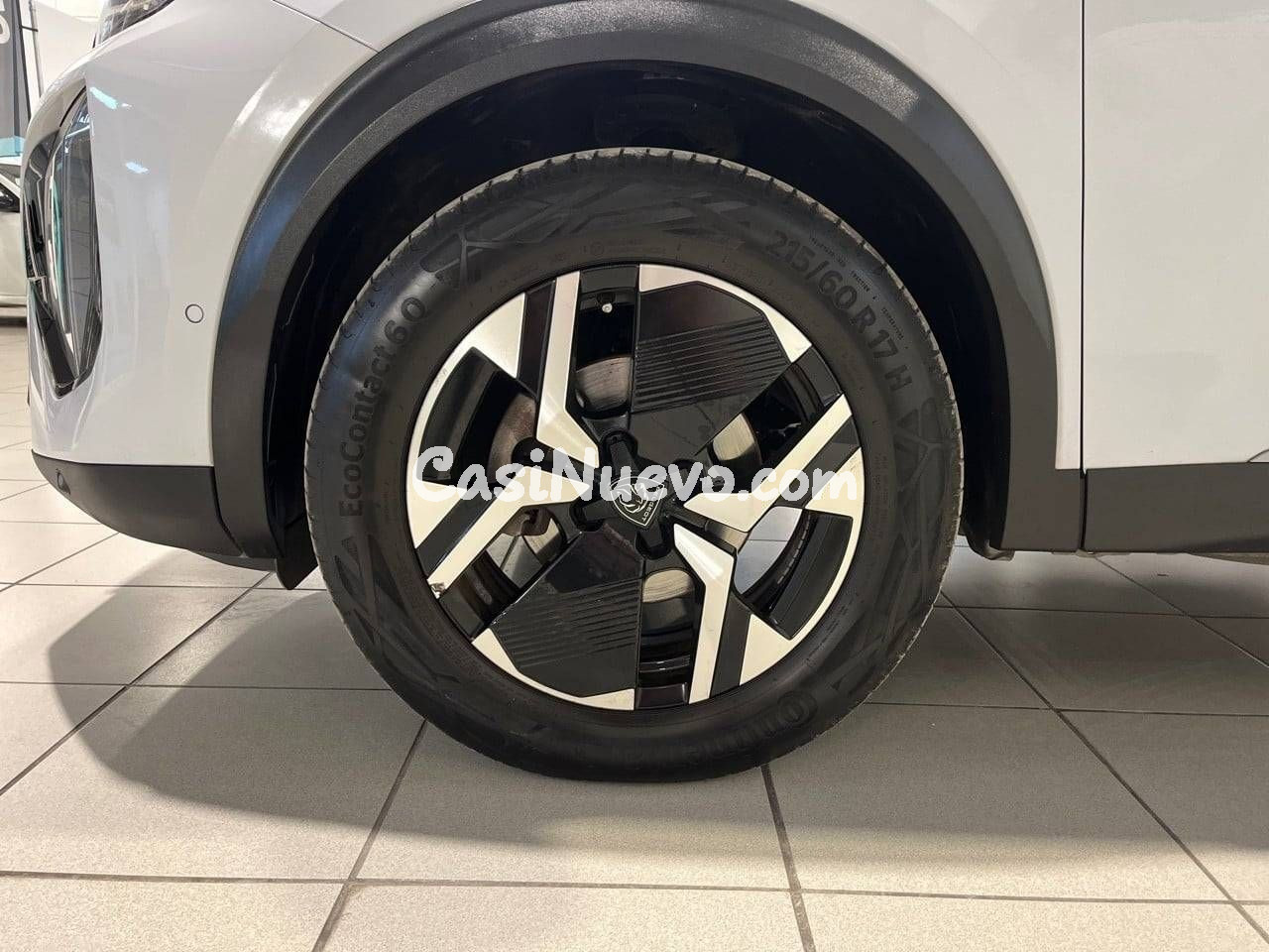 Peugeot 2008 Puretech 130 S&S EAT8 Allure - foto 11